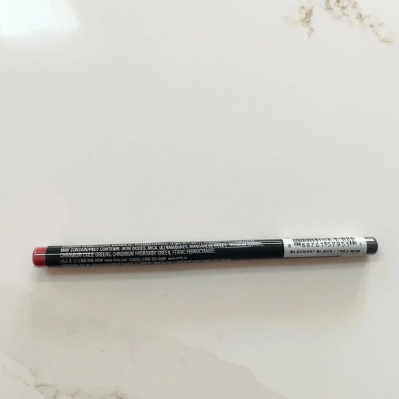 Avon fmg Glimmer (Glimmersticks) Retractable Cream Eye Liner BLACKEST BLACK - Picture 1 of 2